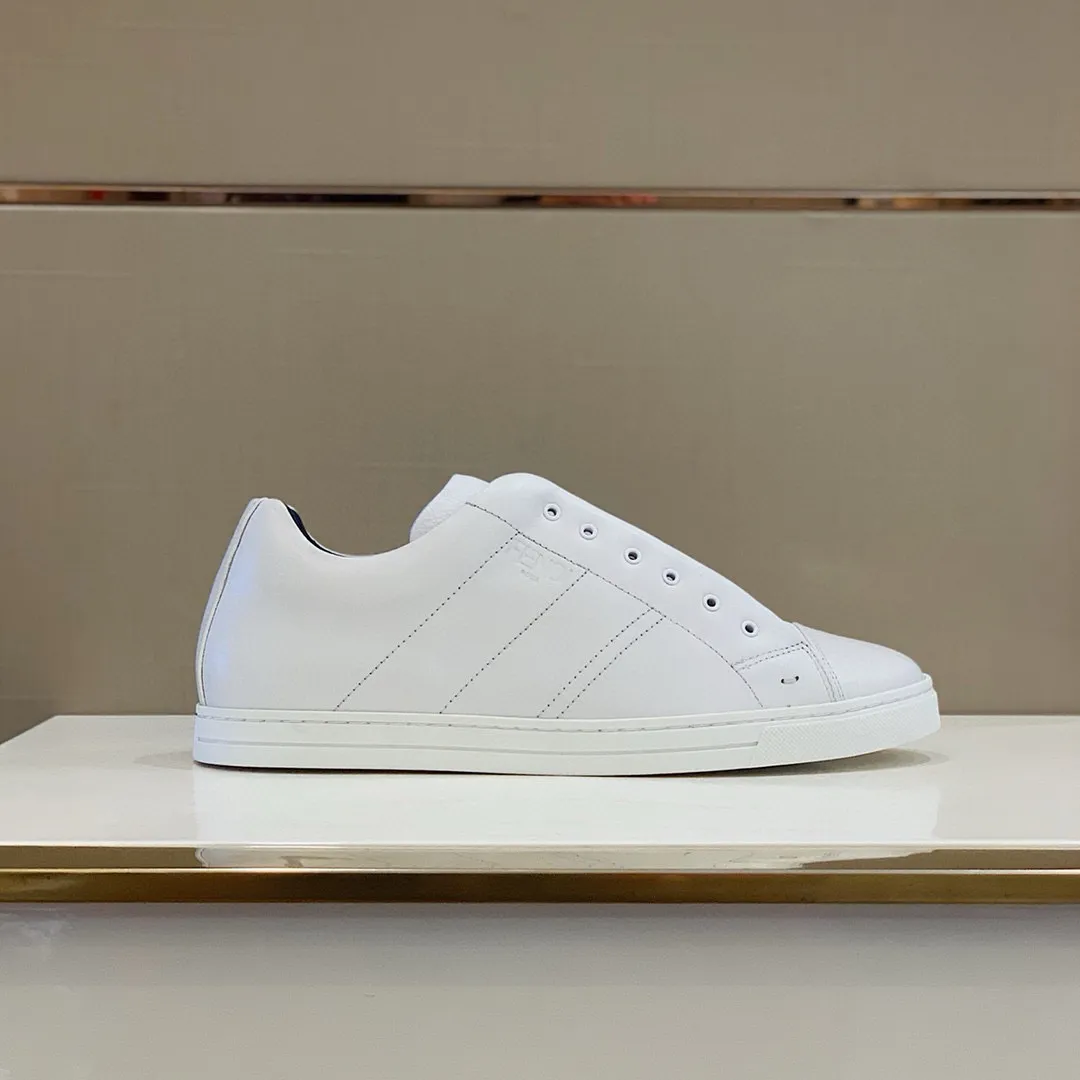Factory Price: 400💰 Sun] FENDI Classic Comfort Men's, this sophisticated sneaker is handcrafted from soft calfskin. Mesh inner surface, ultra-light rubber material and rough outsole. This unique thin style is suitable for the casual and exquisite sensibility of this season. It is comfortable and natural on the feet. It is an everyday style for casual travel in autumn and winter! Code number: 38/44, customized 45